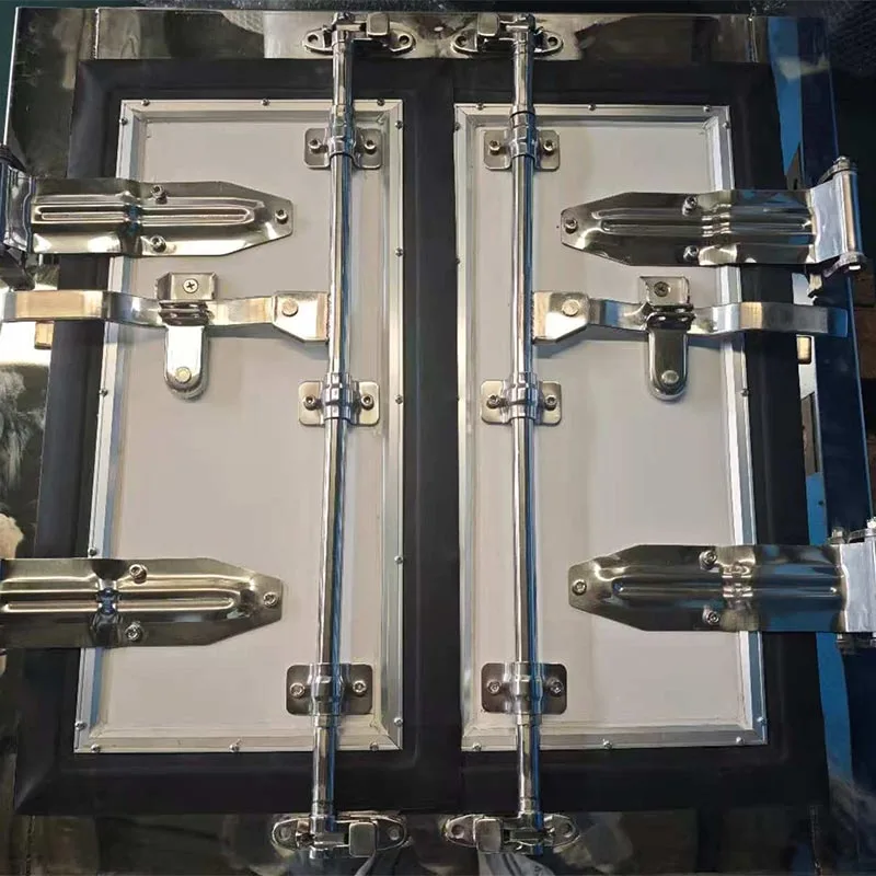 Dørlåssett for lastebil