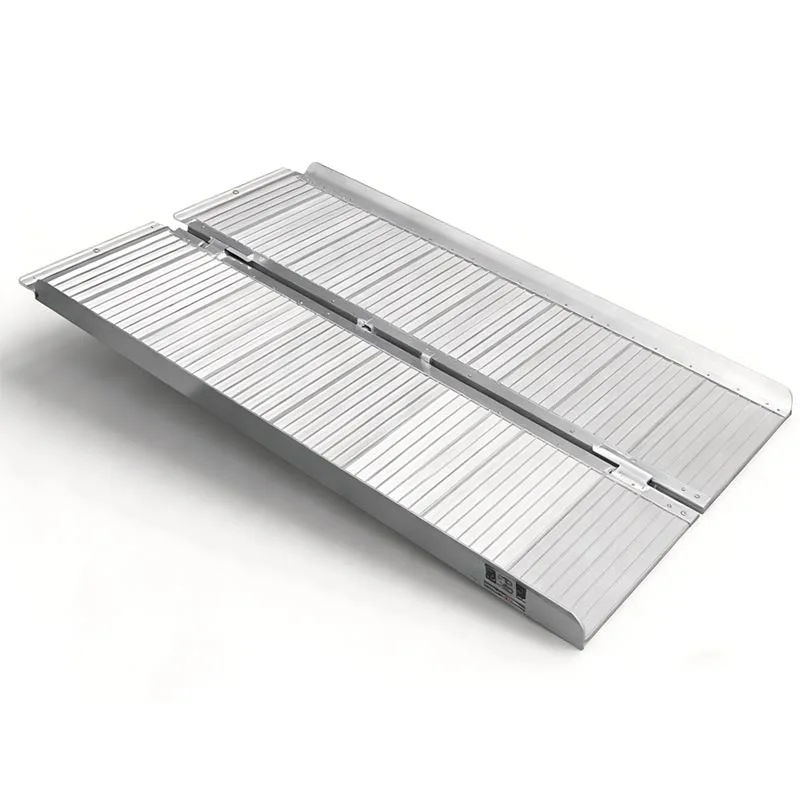 Sammenleggbar flat rampe for varebil